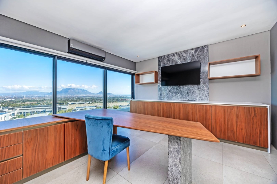 5 Bedroom Property for Sale in Baronetcy Estate Western Cape